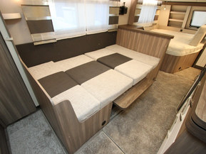 Hobby 560