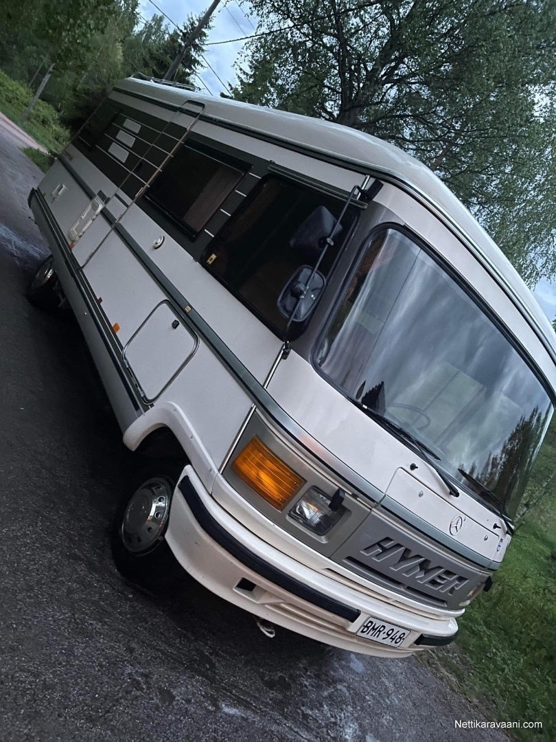 Hymer S700, Mercedes-Benz 1989 - Travel truck - Intergrated - Nettikaravaani