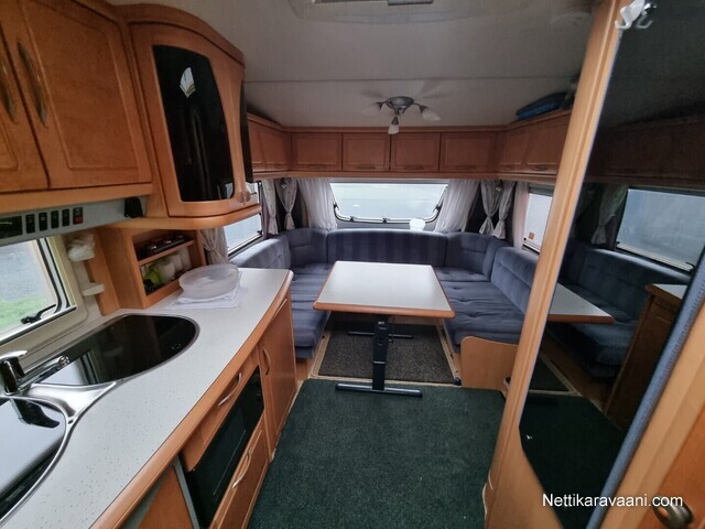 Hobby 650 Kfe 650 2003 - Matkailuvaunu - Nettikaravaani
