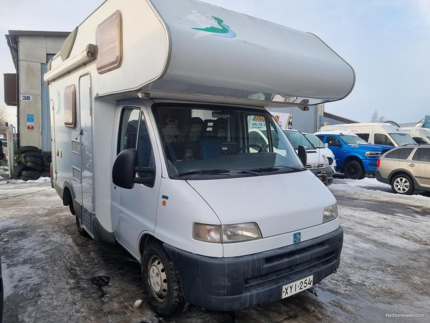 Knaus Knaus, Fiat matkailuauto 2001 - Matkailuauto - Alkovi ...