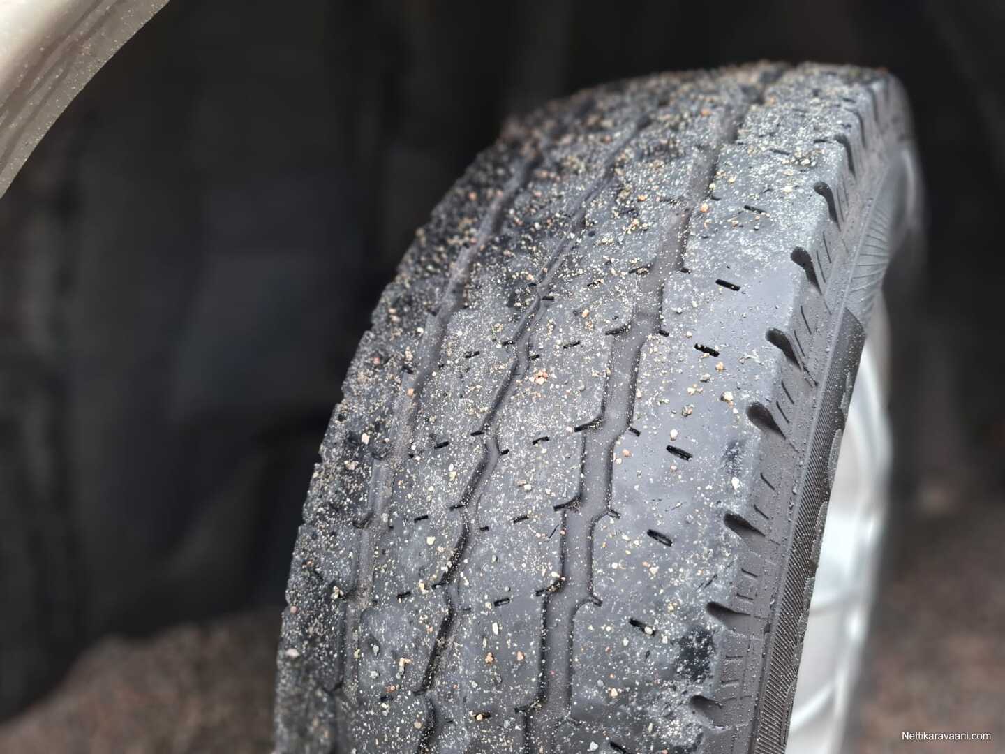 30 / 30