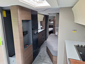 Adria Alpina 763 UK
