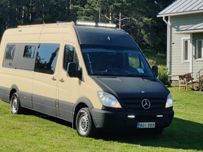 Mercedes-Benz 