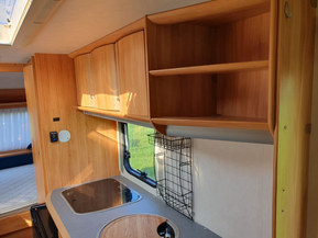 Adria 542