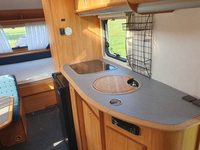 Adria 542