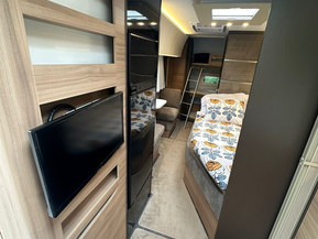 Adria 663