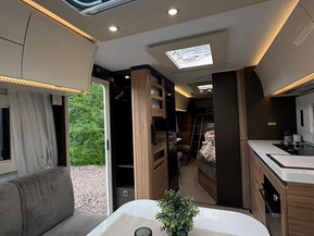 Adria 663