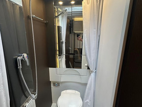 Adria 663