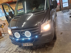 Mercedes-Benz 