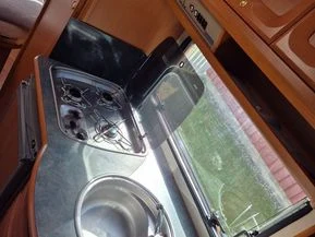 Adria 563
