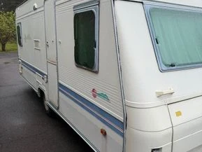 Adria 502