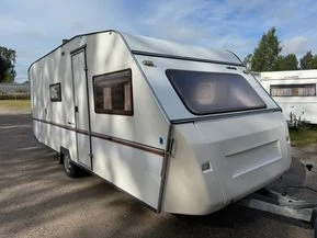Matkaaja 8000